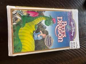 Walt Disney Masterpiece Collection Pete's Dragon VHS Tape Sealed